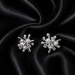SİLVER İNCİ VE TEKTAŞ UZANTILI KABARTMA TASARIM GLORY KÜPE – FK0135-10541 - Ayşe Kafkas Butik