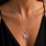 SİLVER RENKLİ DALGALI KANATLI KELEBEK TASARIM ÇELİK KOLYE – FKLÇLK0065-4929 - Ayşe Kafkas Butik